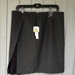 Nwt Amanda & Chelsea Black Patterned Skirt Size 14